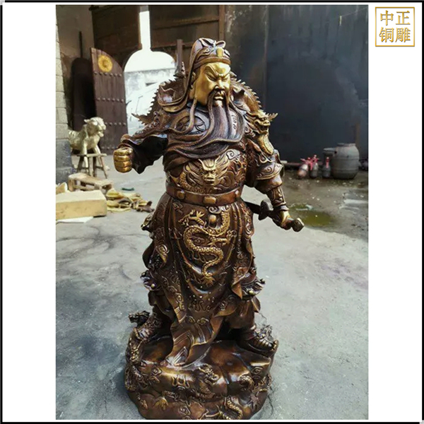 黃銅關(guān)公雕塑擺件.jpg 黃銅關(guān)公雕塑擺件.jpg